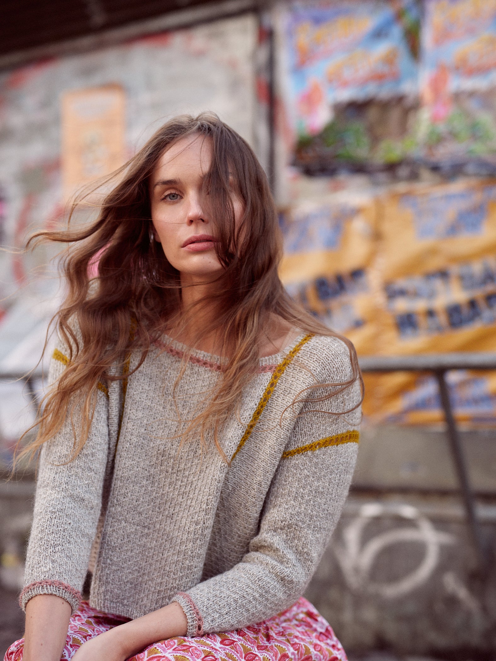 Laine 26, Crossing Paths