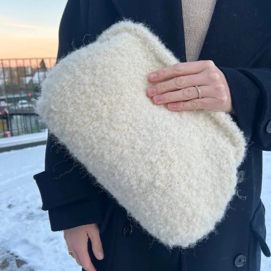 PetiteKnit - Frame for Large Clutch