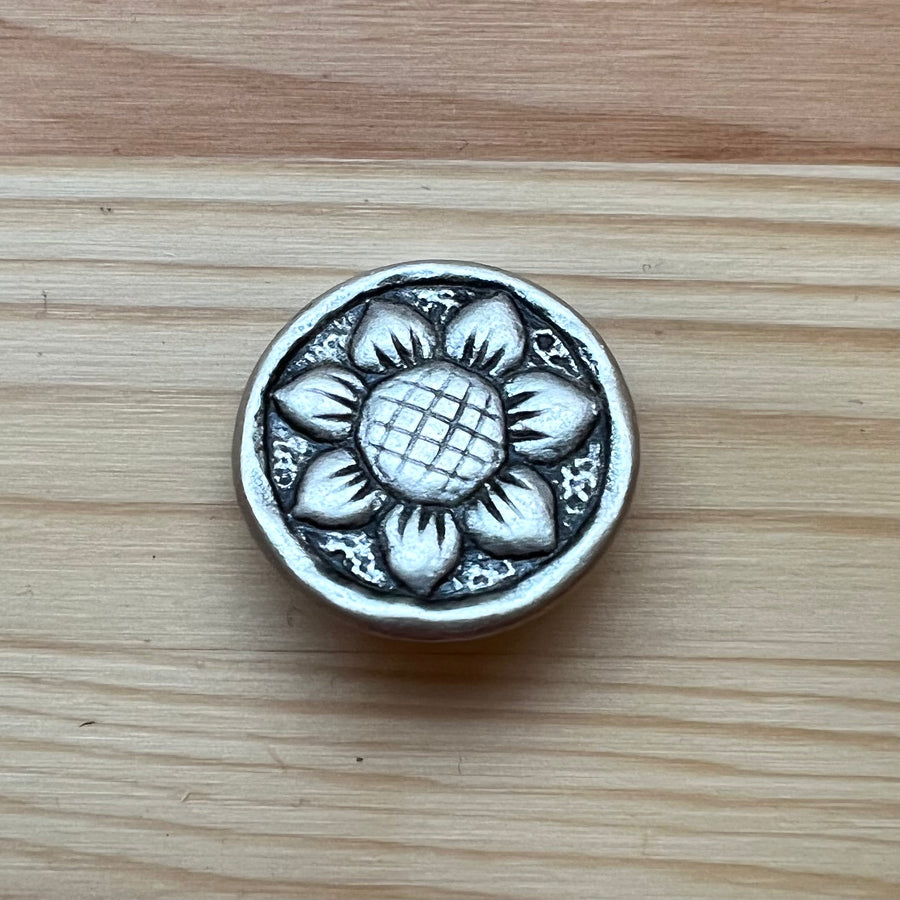 Metallic Button, Flower 25002