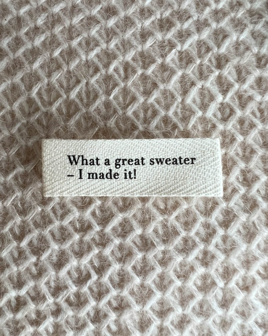 PetiteKnit - "What a great sweater - I made it!" -merkki
